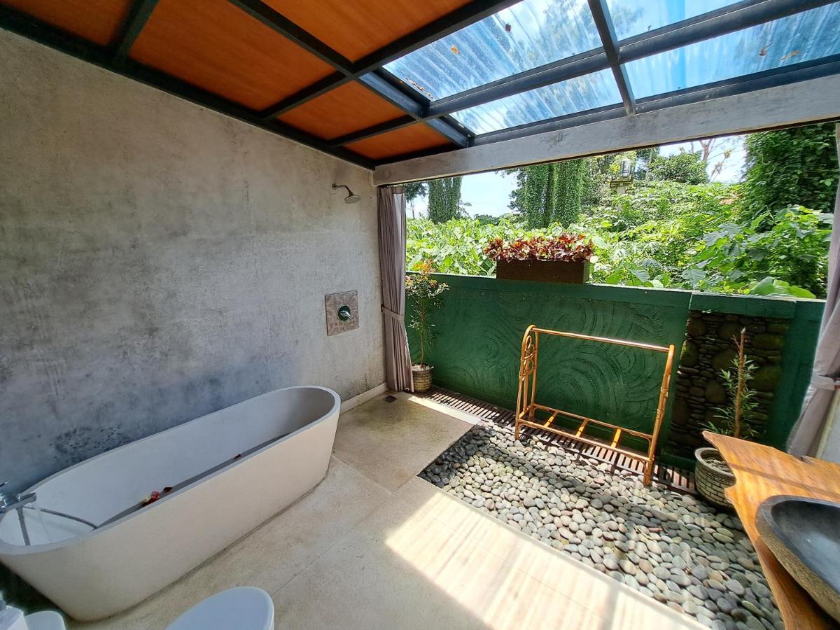 Green Tree House Villa Ubud Buitenkant foto