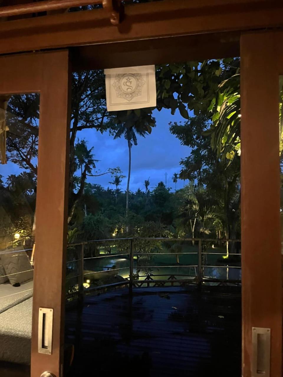 Green Tree House Villa Ubud Buitenkant foto